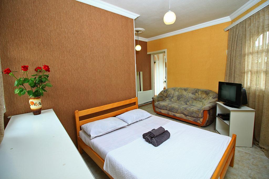 Babilina Hotel Tbilisi Exterior foto